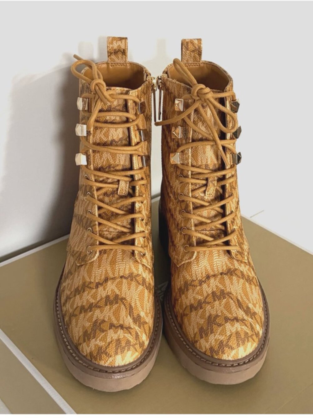 New Michael Kors Women Haskell Marygold Ankle Boots Size 6.5 with Box